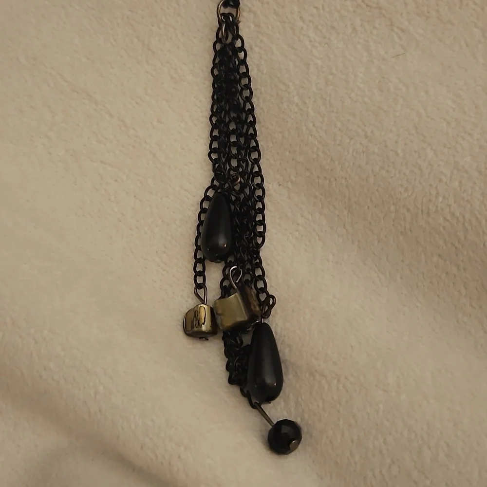 3/$30 Vintage Black Beaded Chain Negligee Necklace